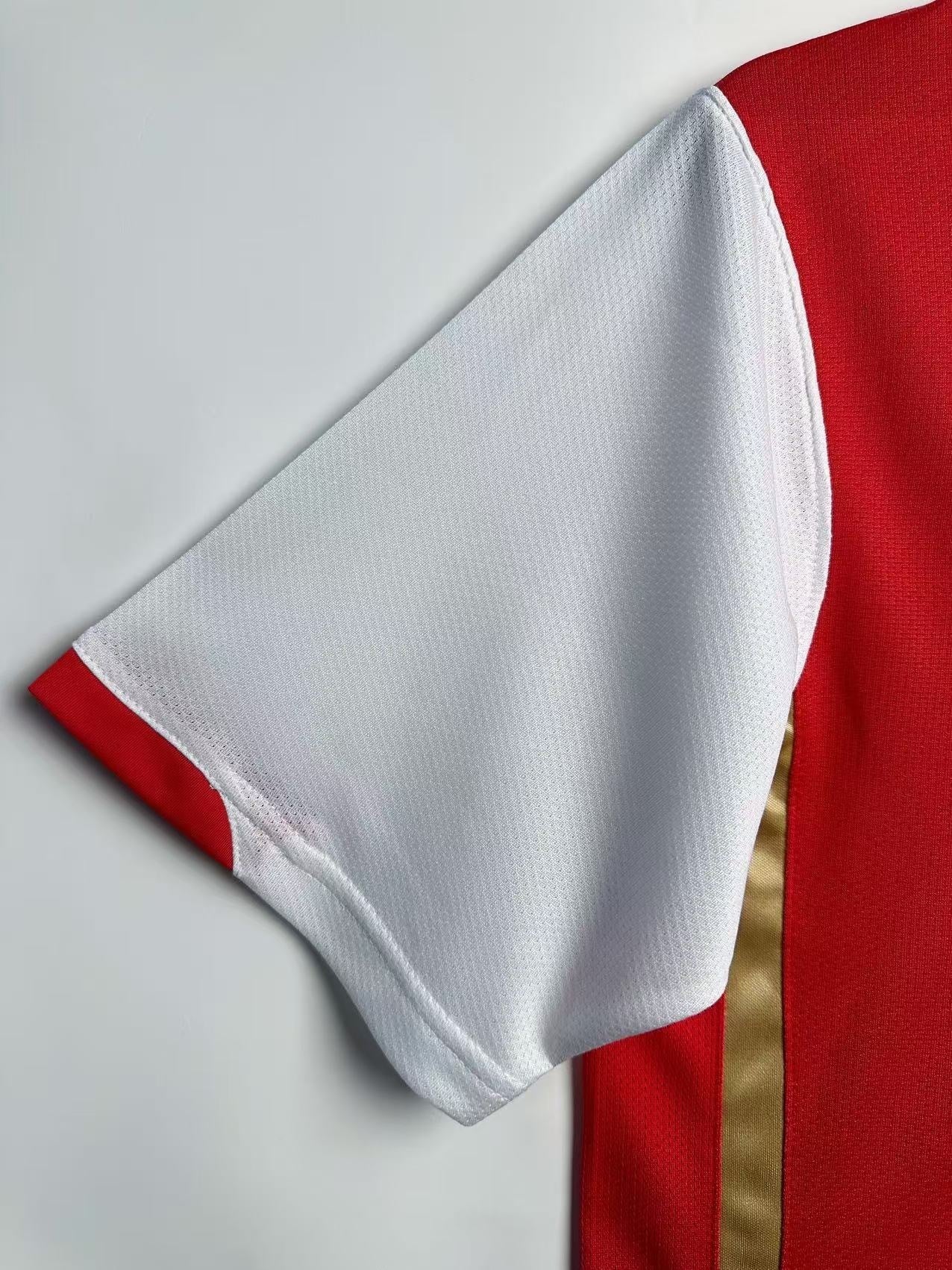 Man's Retro Jersey Arsenal Team Home - 2006/07