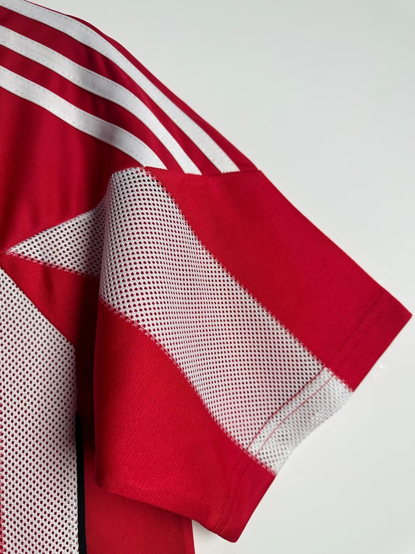 Man's Jersey Bayern Munchen Team Home - 2010/11