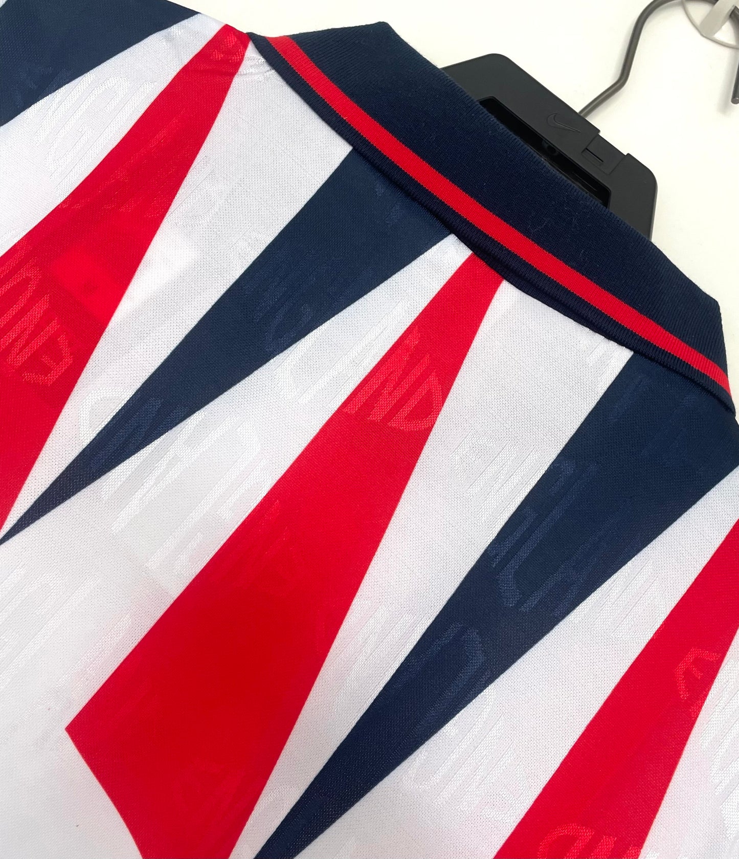 Man's Retro Jersey England National Team Home - 1992