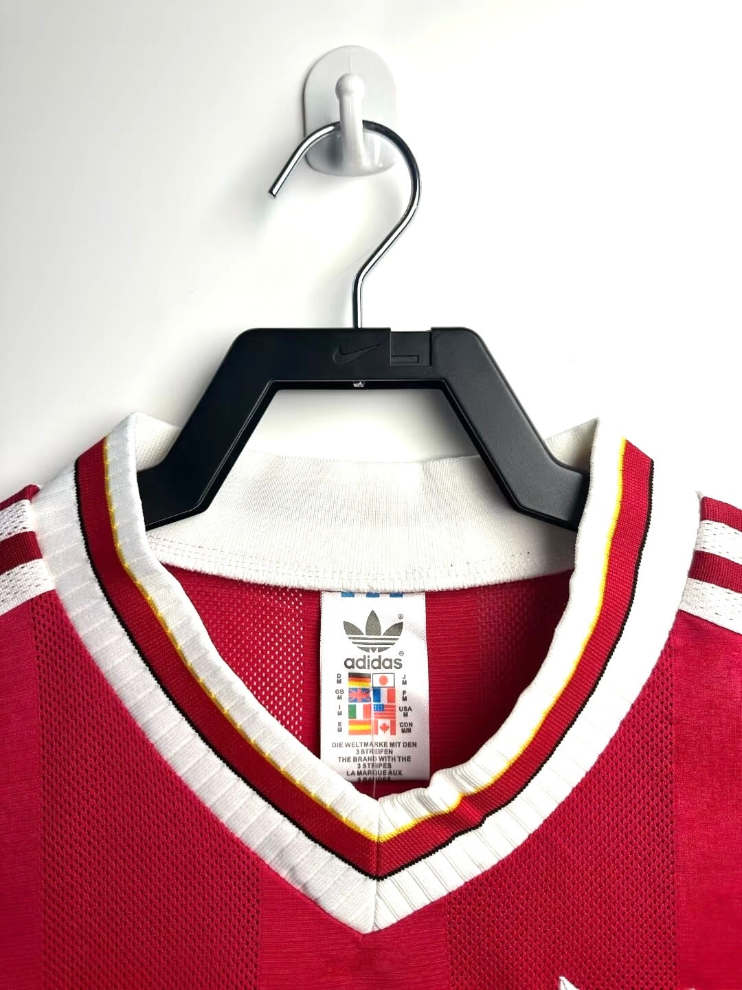 Man's Retro Long Sleeve Liverpool Team Home - 1995/1996
