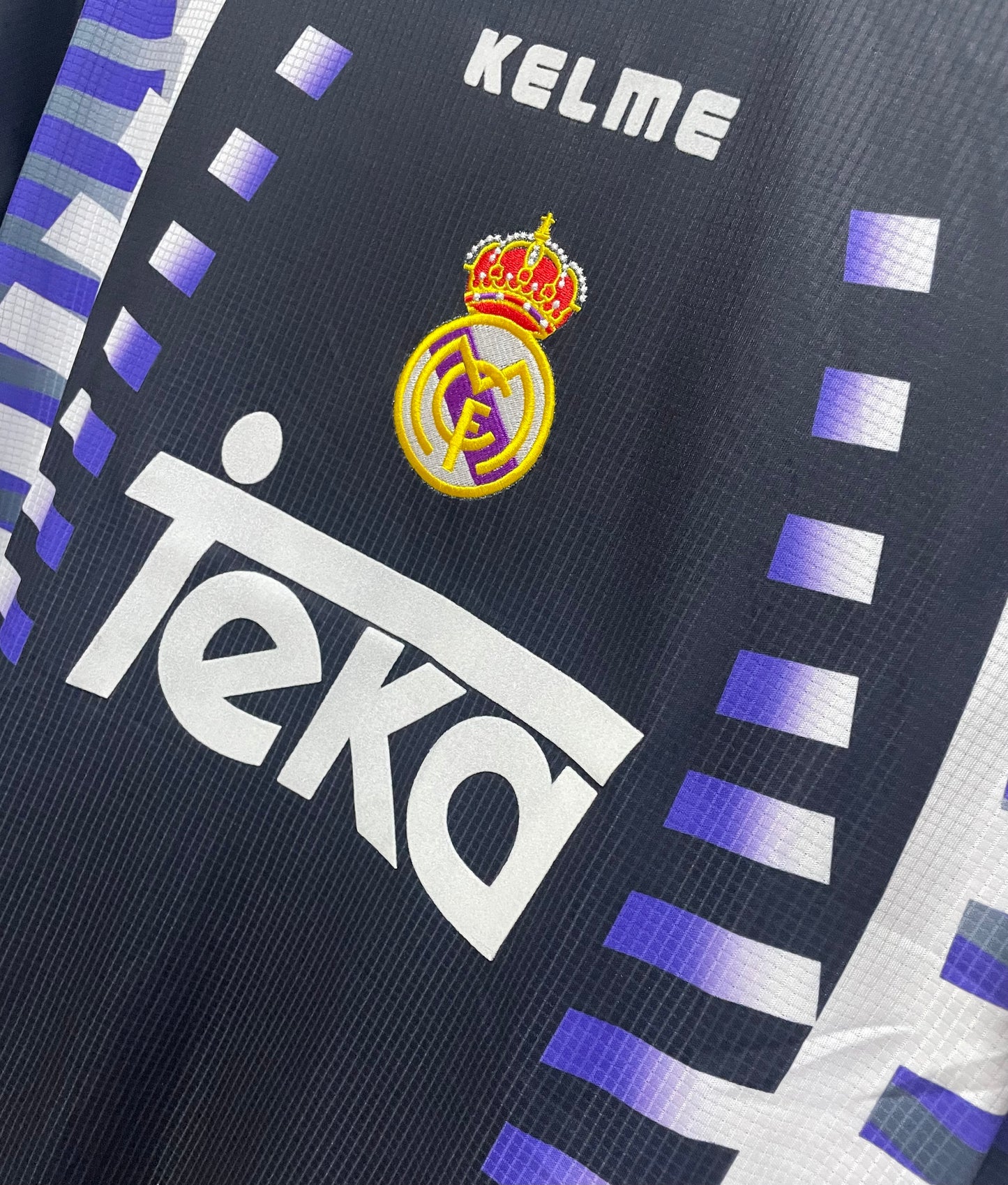 Man's Retro Jersey Real Madrid Team - 1997/1998