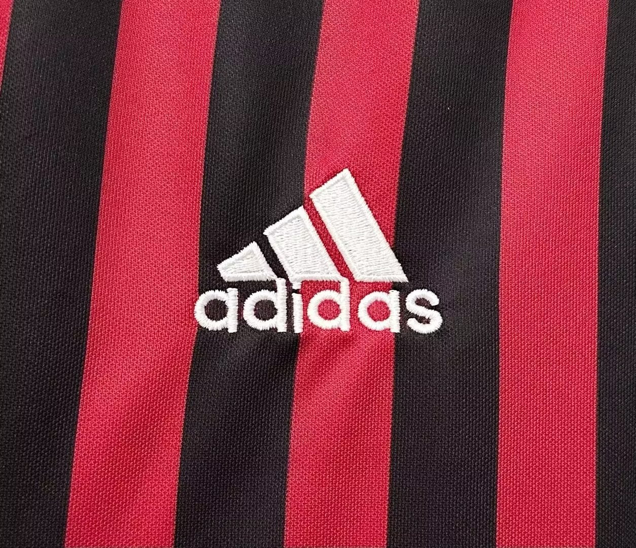 Man's Retro Jersey Milan Team - 2011/12