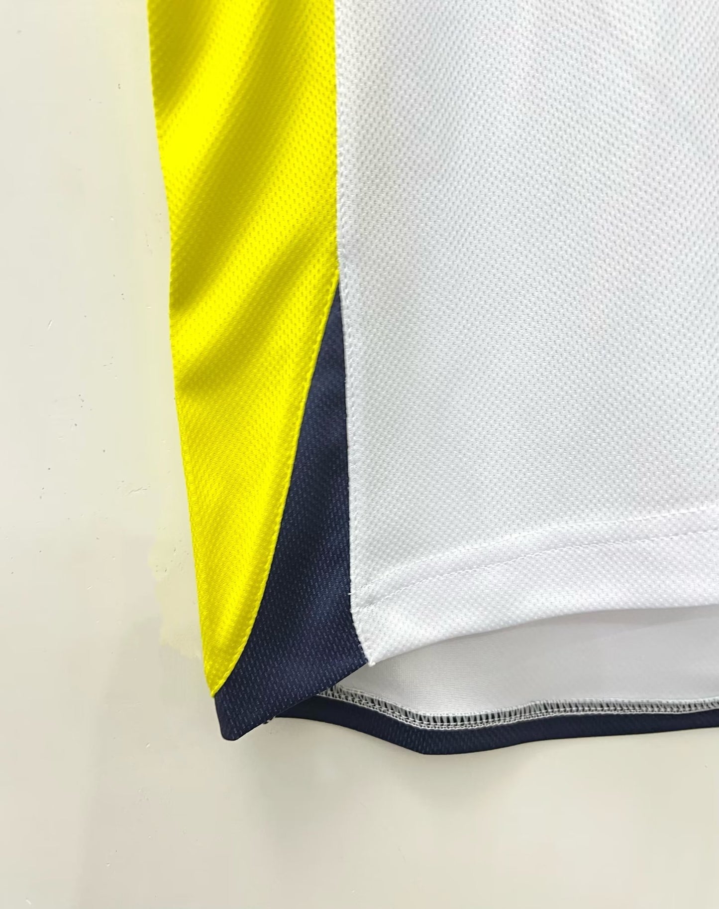 Man's Retro Jersey Tottenham Team - 2009