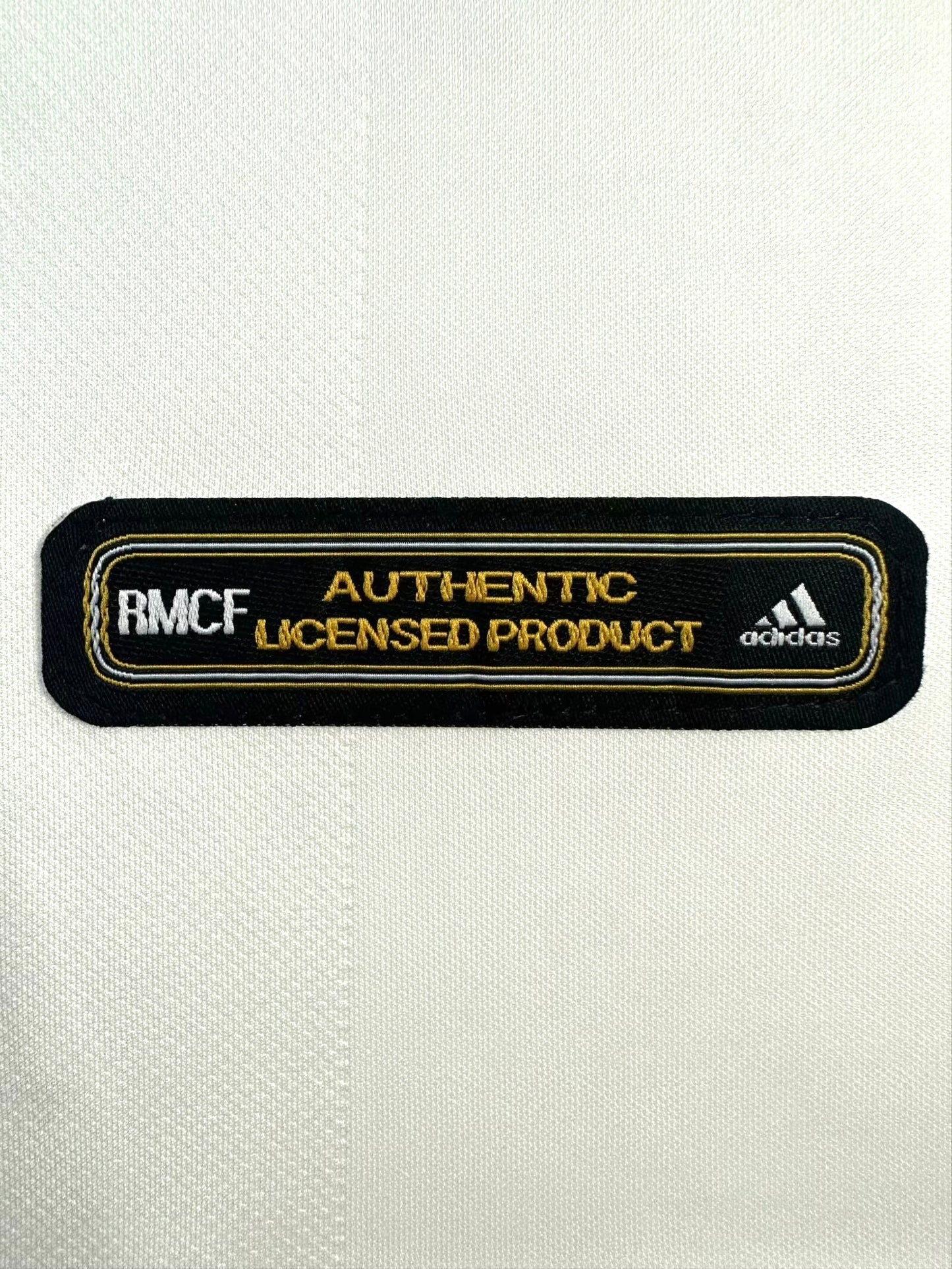Man's Retro Jersey Real Madrid Team - 2001/2002