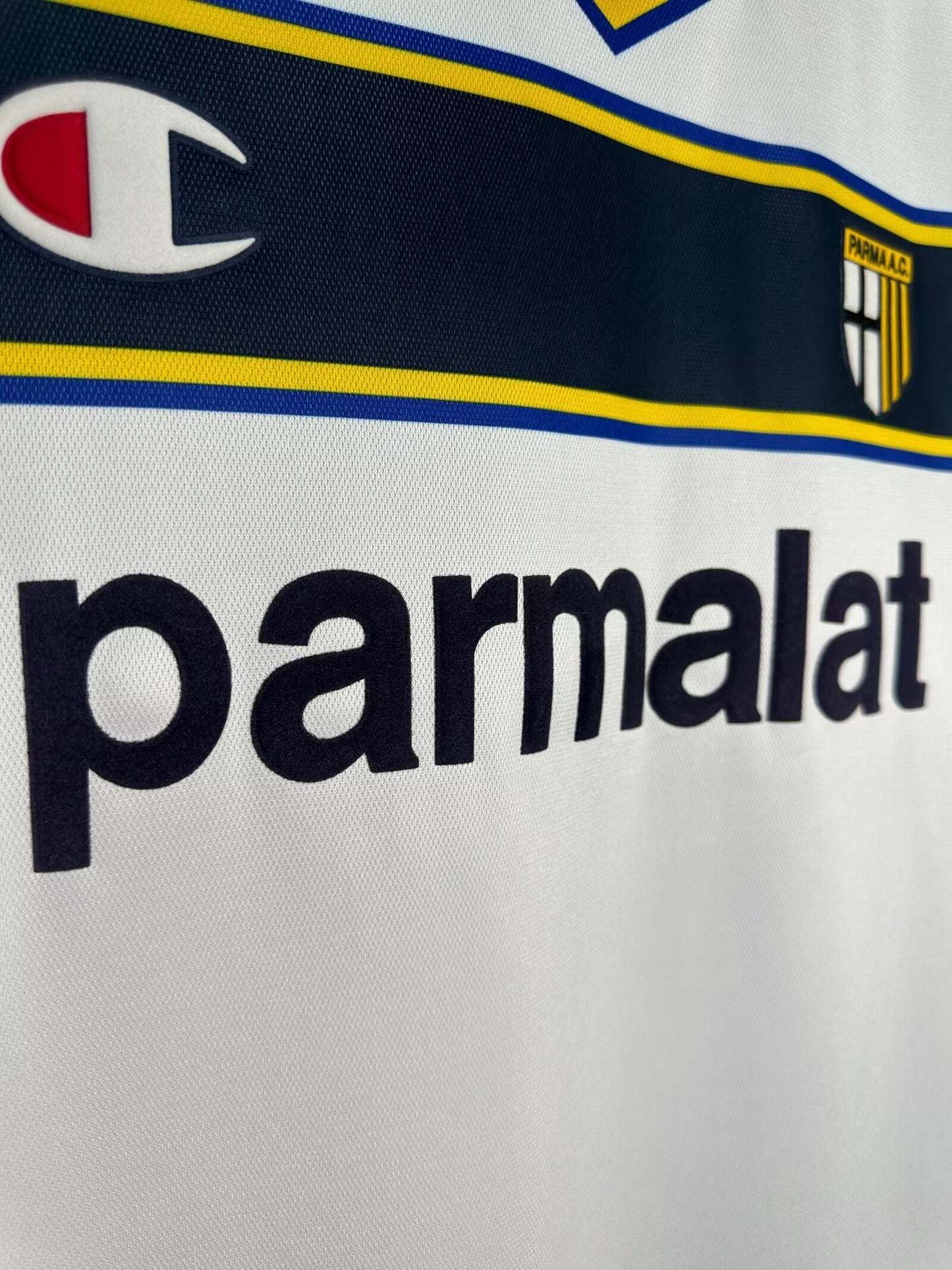 Man's Retro Jersey Parma Calcio Team Away - 2002/03