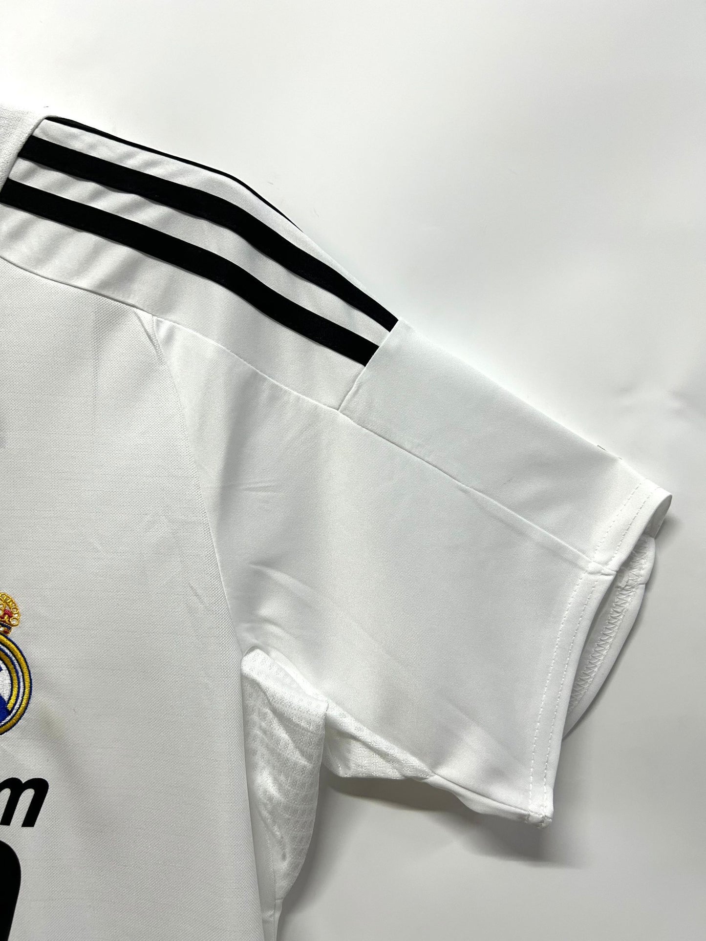Man's Retro Jersey Real Madrid Team - 2008/2009