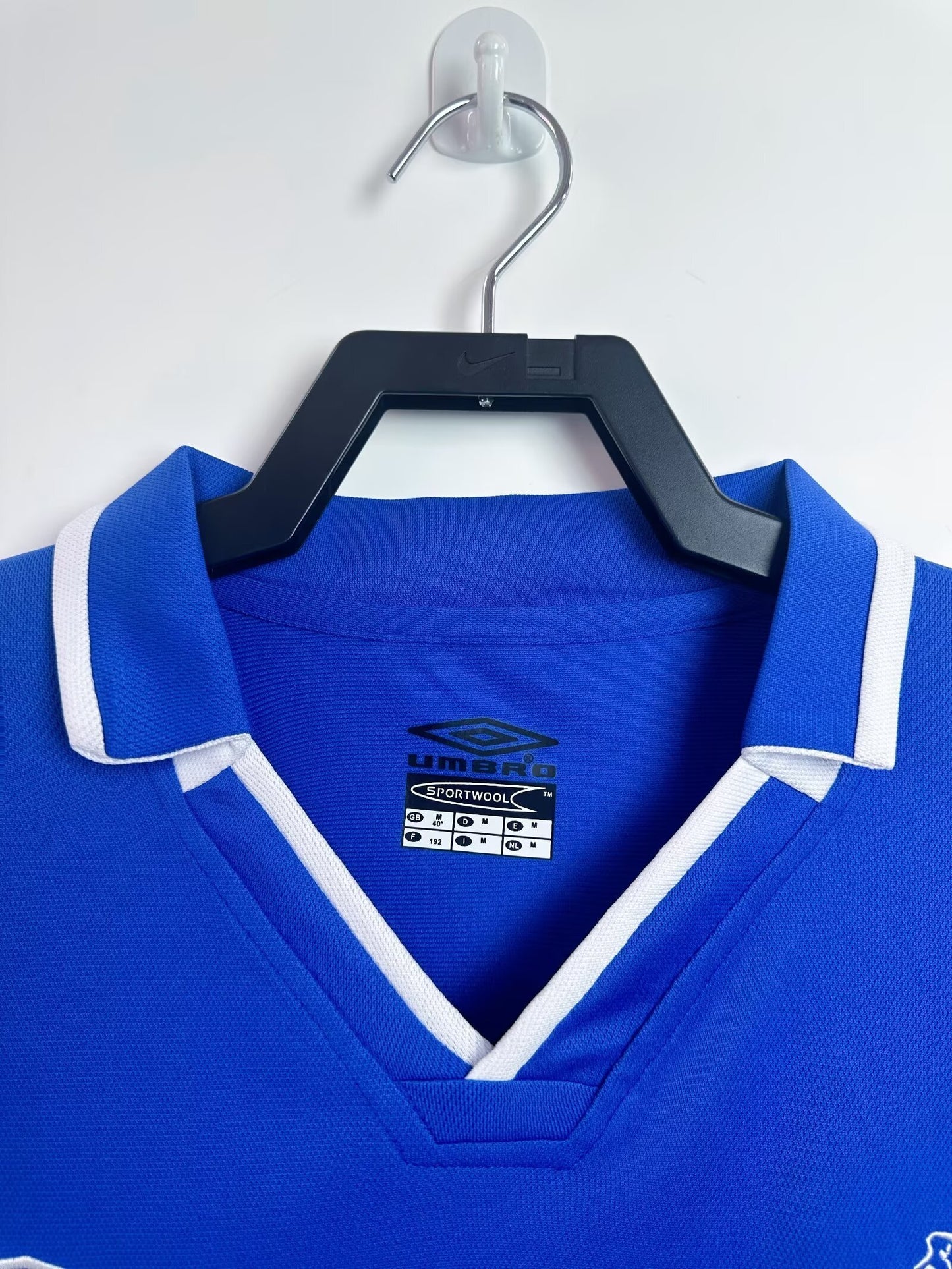 Man's Retro Jersey Chelsea Team Home - 2001/03