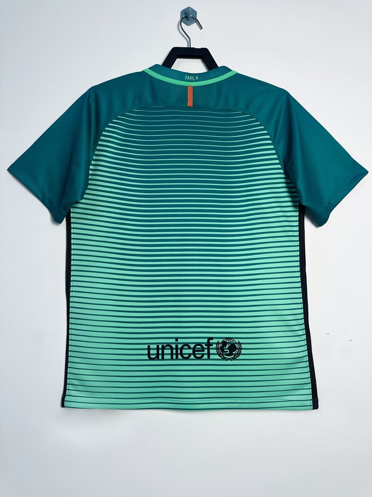 Man's Retro Jersey Barcelona Team - 2016/17