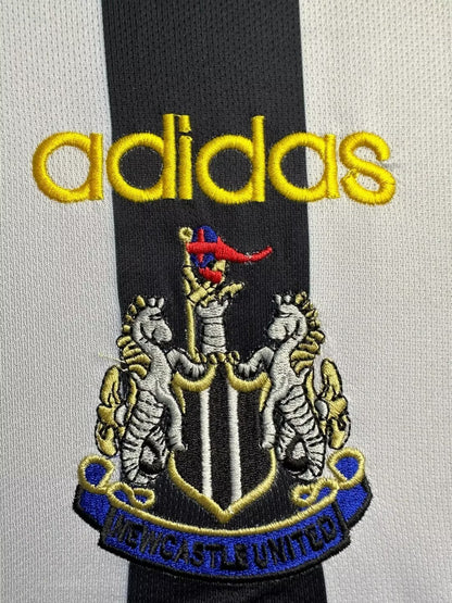 Man's Retro Long Sleeve Newcastle Team - 1997/99