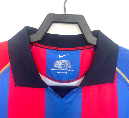 Man's Retro Jersey Barcelona Team Home - 2001/02
