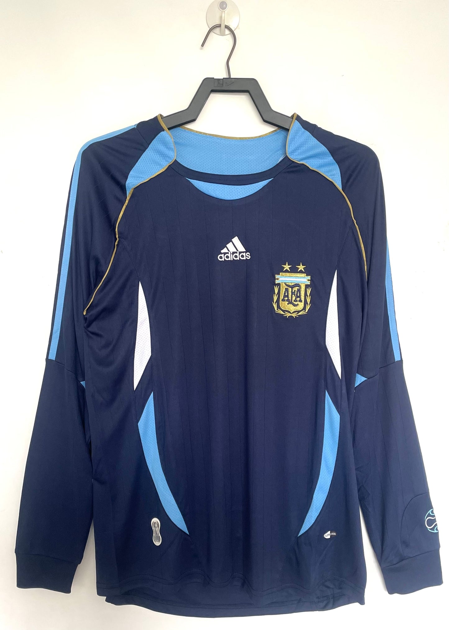 Man's Retro Long Sleeve Argentina National Team Away - 2006