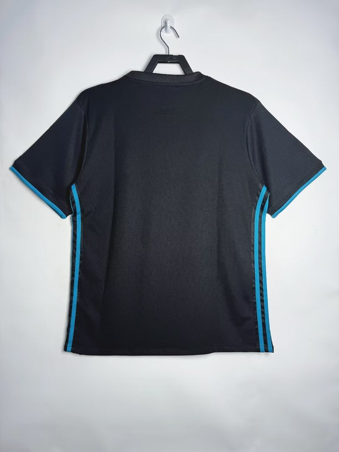 Man's Retro Jersey Real Madrid Team Away - 2017/2018