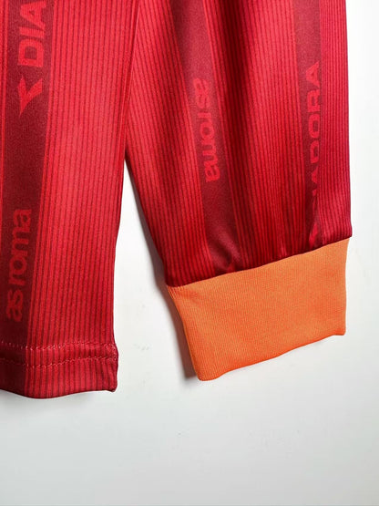 Man's Retro Long Sleeve Roma Team Home - 1999/00
