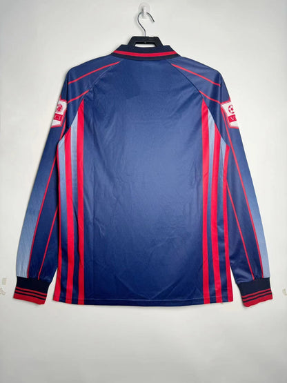 Man's Retro Long Sleeve West Ham Team Home - 1998