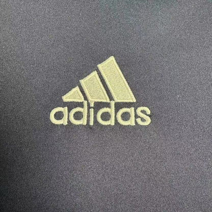 Man's Retro Jersey Real Madrid Team - 2004/2005