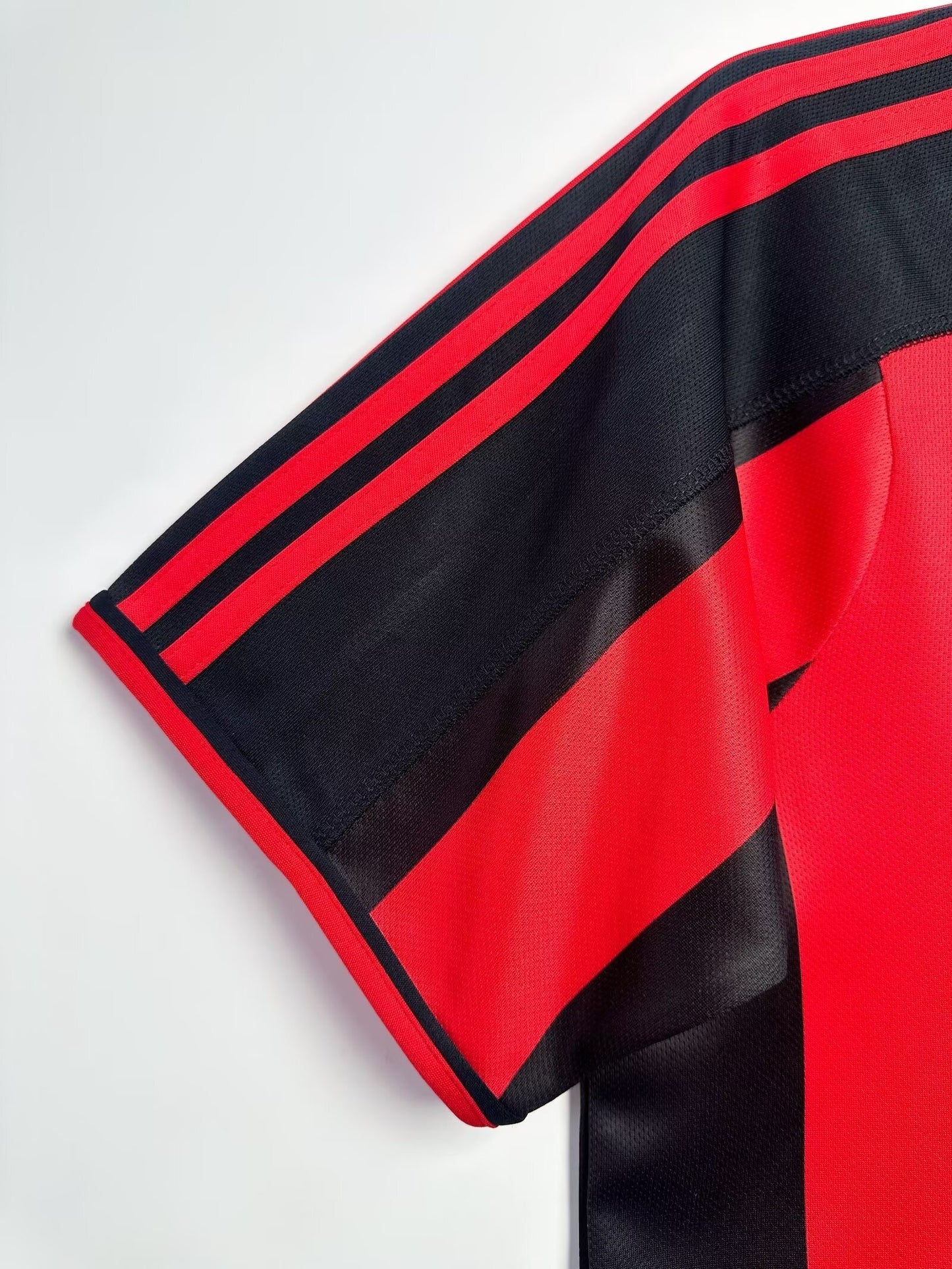 Man's Retro Jersey Milan Team Home- 2003/04