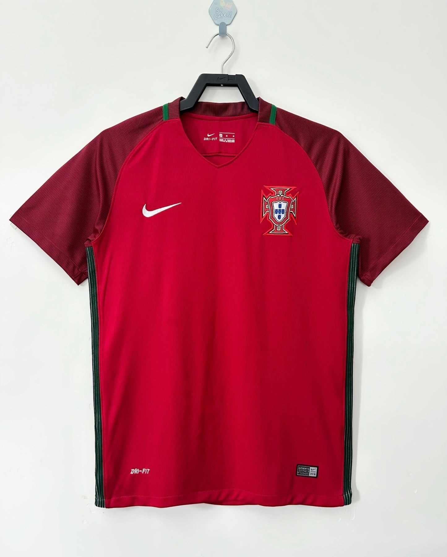 Man's Retro Jersey Portugal National Team - 2016