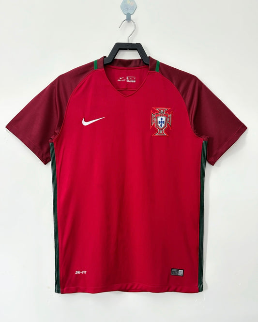 Man's Retro Jersey Portugal National Team - 2016