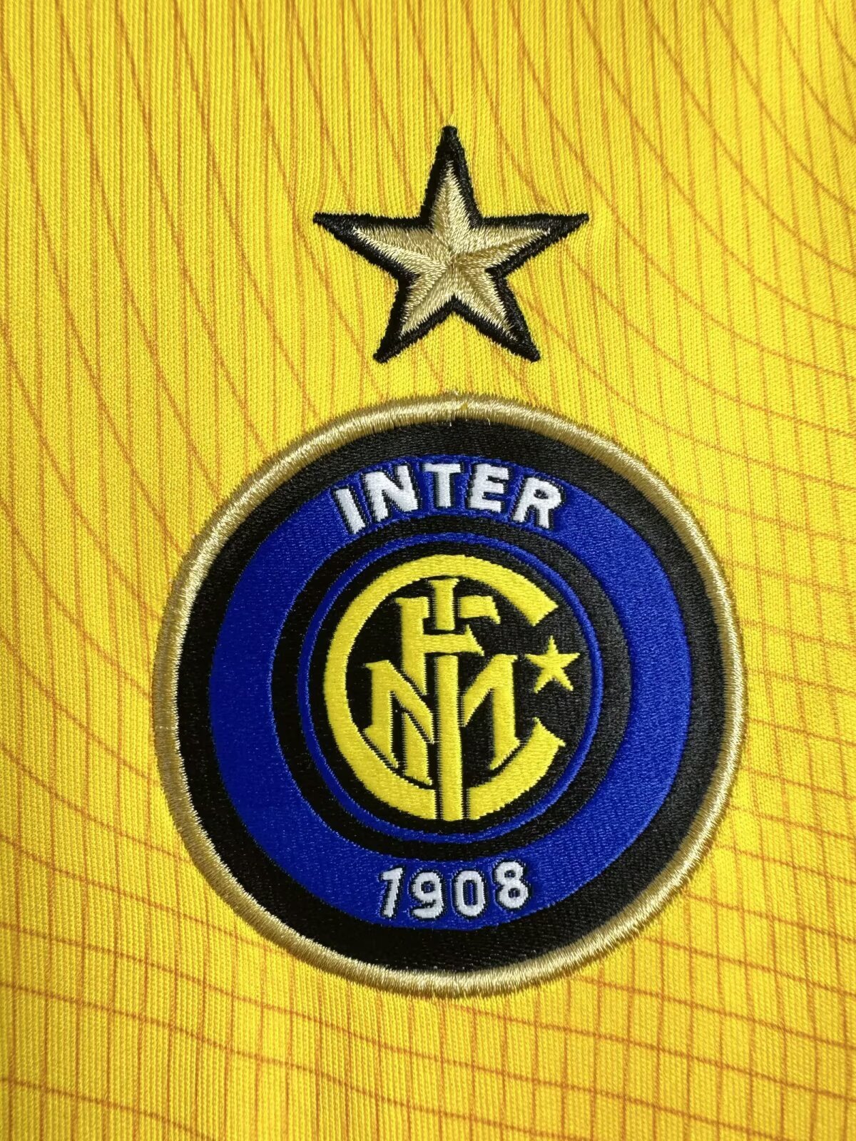 Man's Retro Jersey Internazionale Milano Team - 2002/03