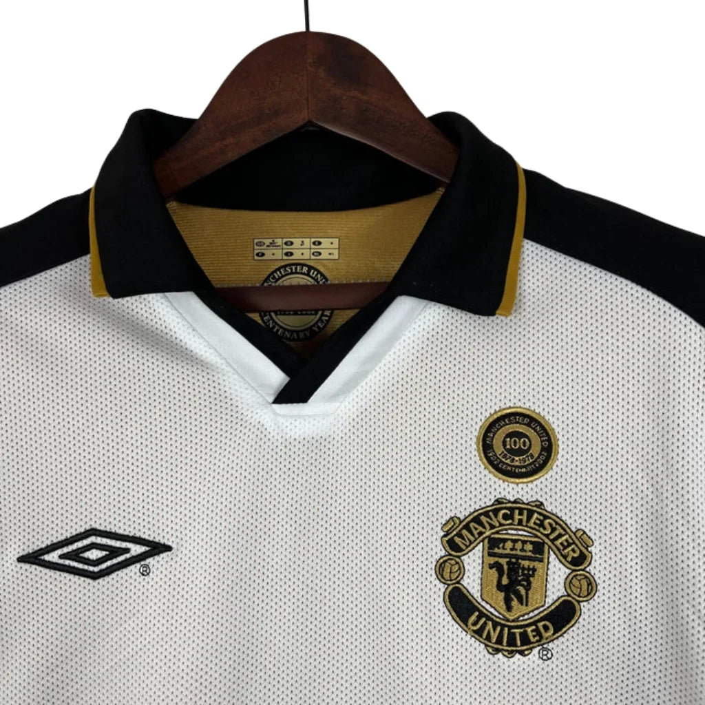 Retro Jersey Manchester United 100 Years - 2001/2002