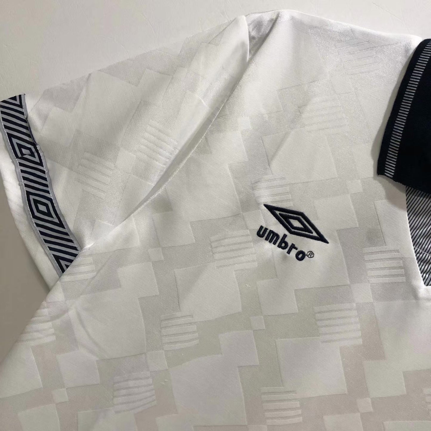 Man's Retro Jersey England National Team - 1990