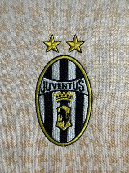 Man's Retro Jersey Juventus Team Away - 2003/04