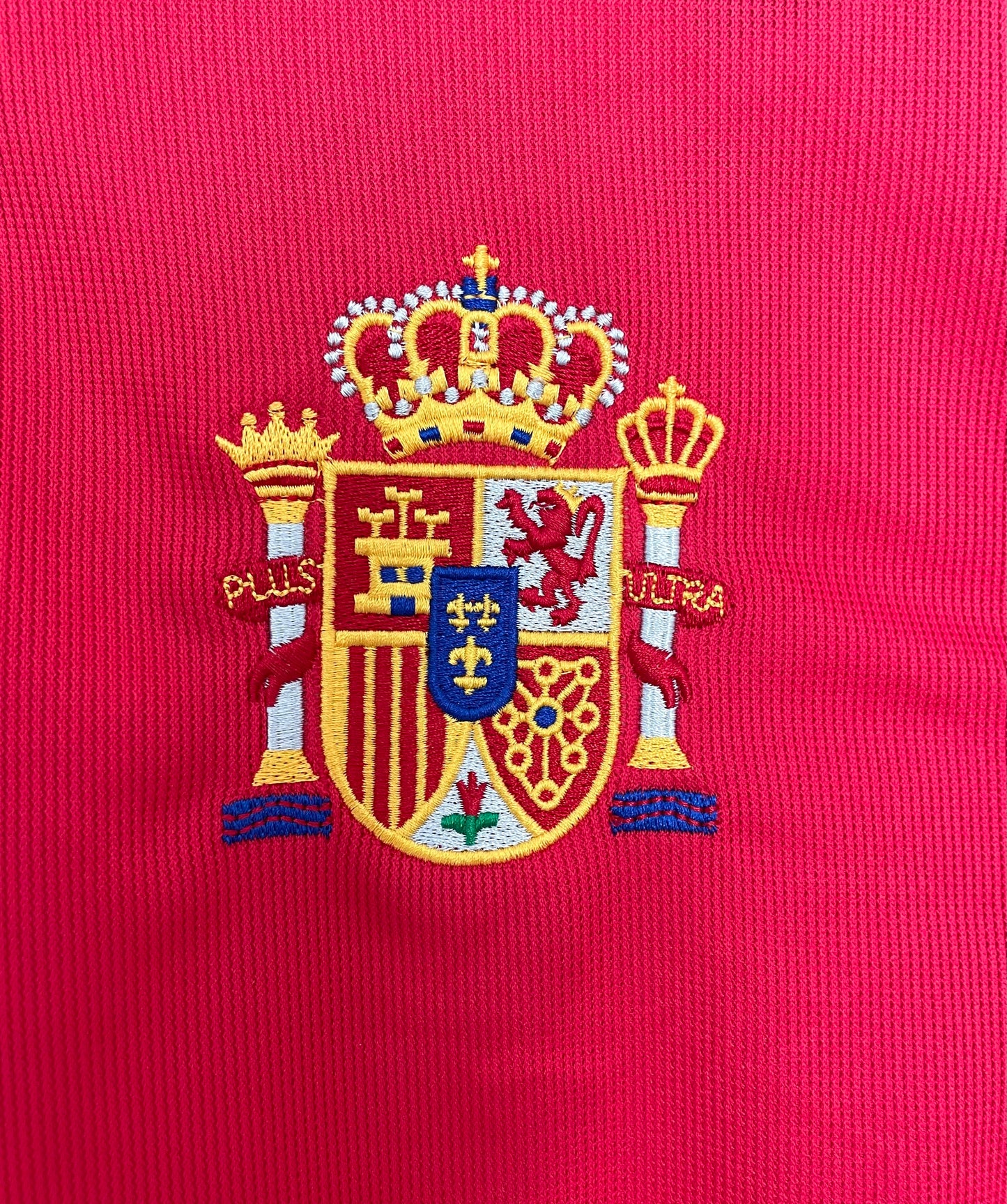 Man's Retro Jersey Spain National Team - 2000