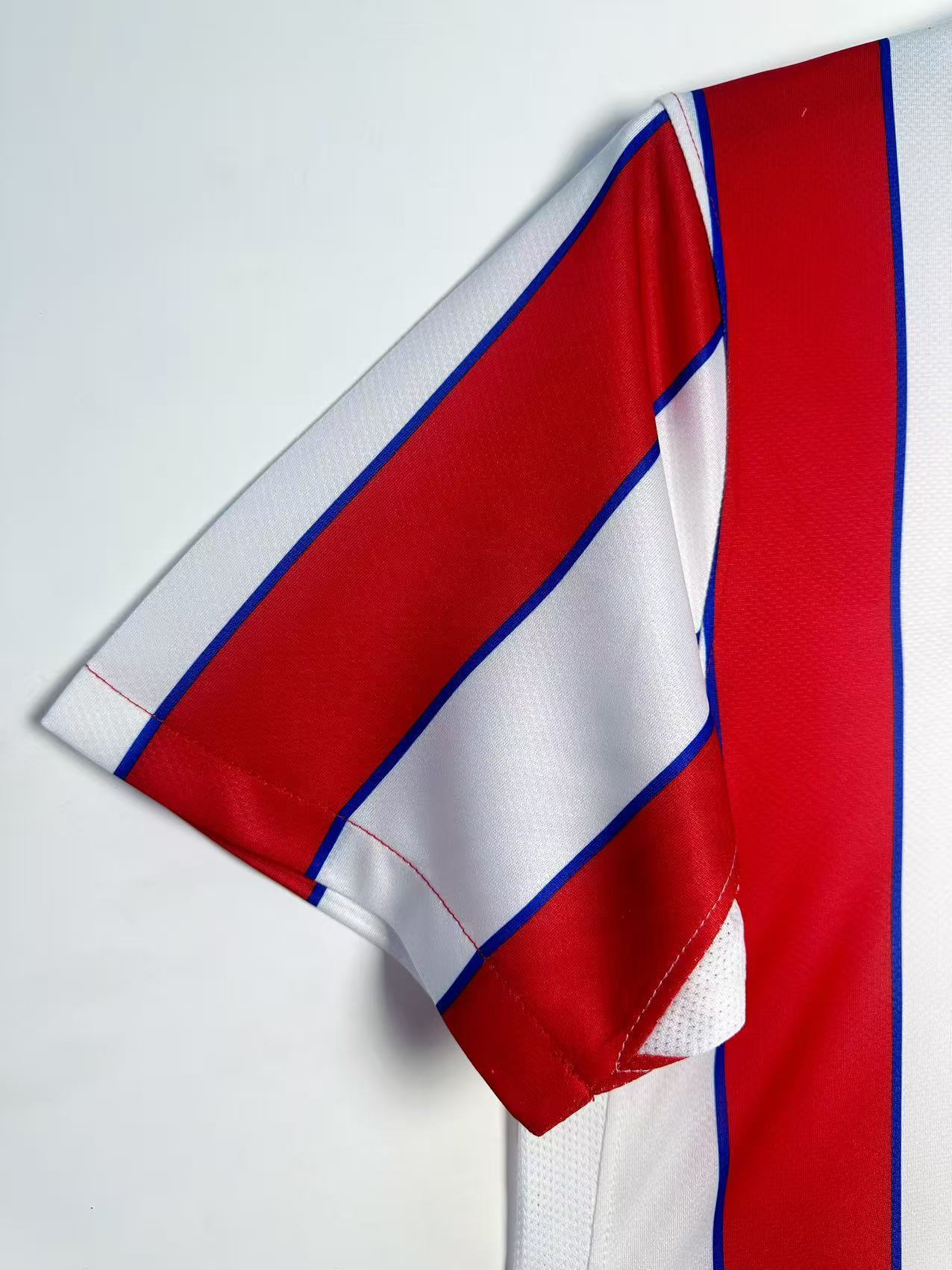 Man's Jersey Retro Atlético de Madrid Champions League Home - 2011/2012