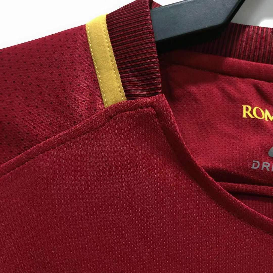Man's Retro Jersey Roma Team - 2017/18