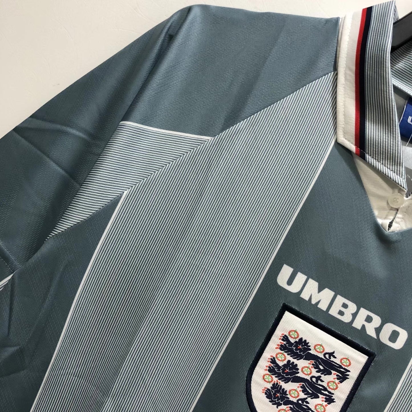 Man's Retro Jersey England National Team - 1996