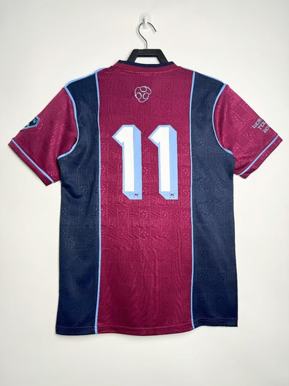Man's Retro Jersey West Ham Team - 2011