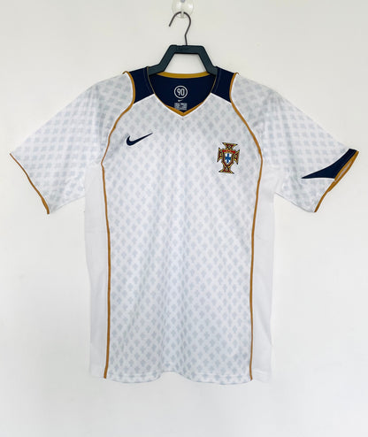 Man's Retro Jersey Portugal National Team Away - 2004