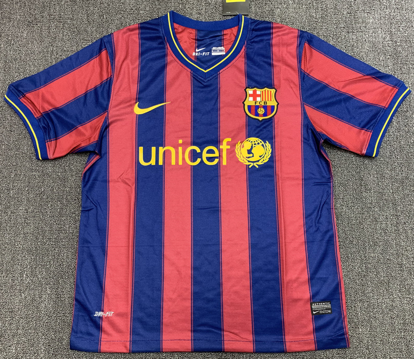 Man's Retro Jersey Barcelona Team Home - 2009/10