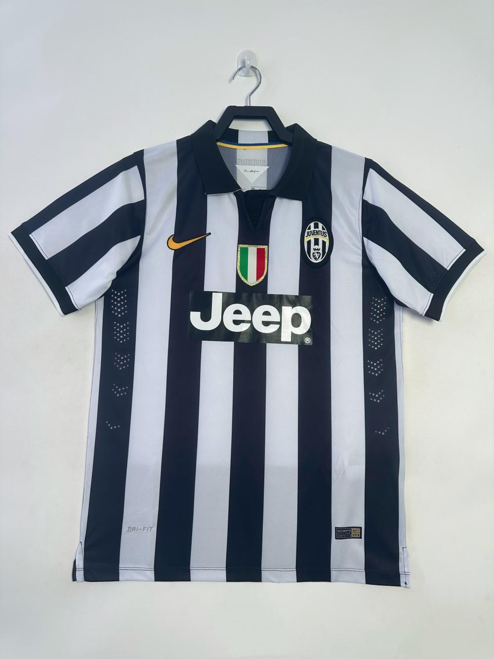 Man's Retro Jersey Juventus Team Home - 2014/15