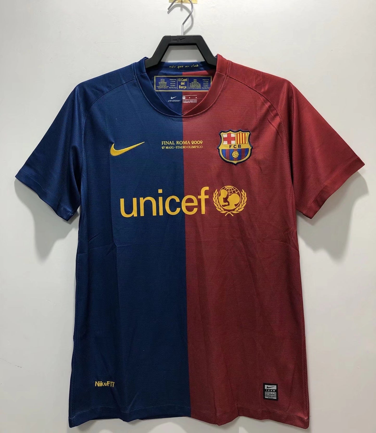 Man's Retro Jersey Barcelona Team Champions League Home - 2008/09