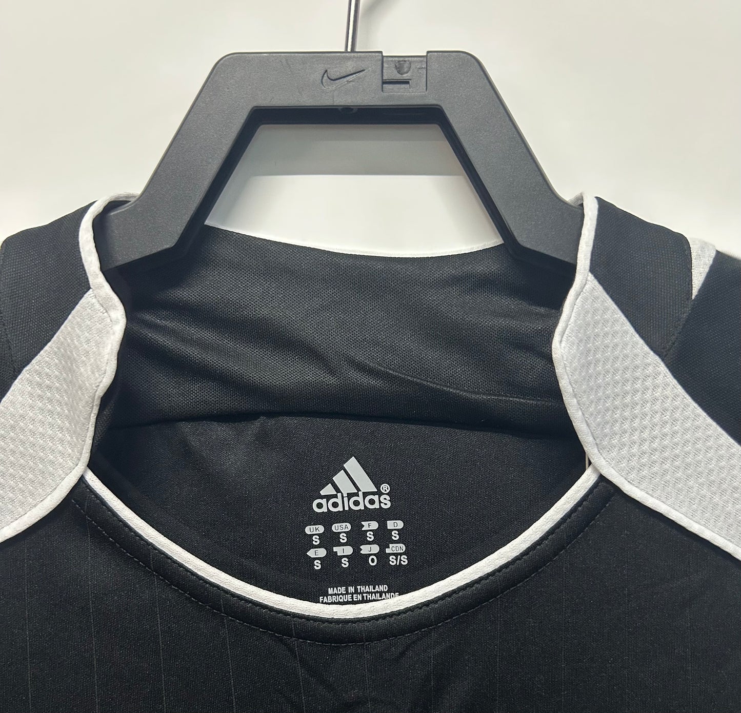 Man's Retro Jersey Real Madrid Team - 2006/2007