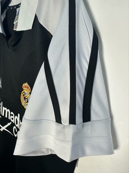 Man's Retro Jersey Real Madrid Team  Away - 2001/2002
