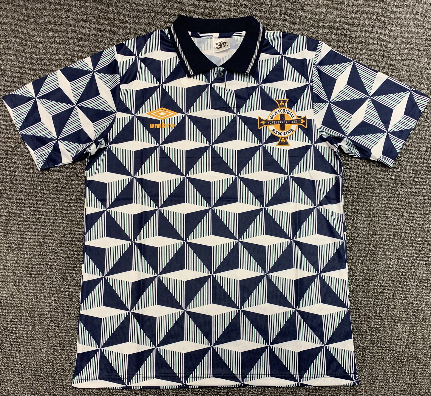 Man's Retro Jersey Northern Ireland National Team Away - 1990/93
