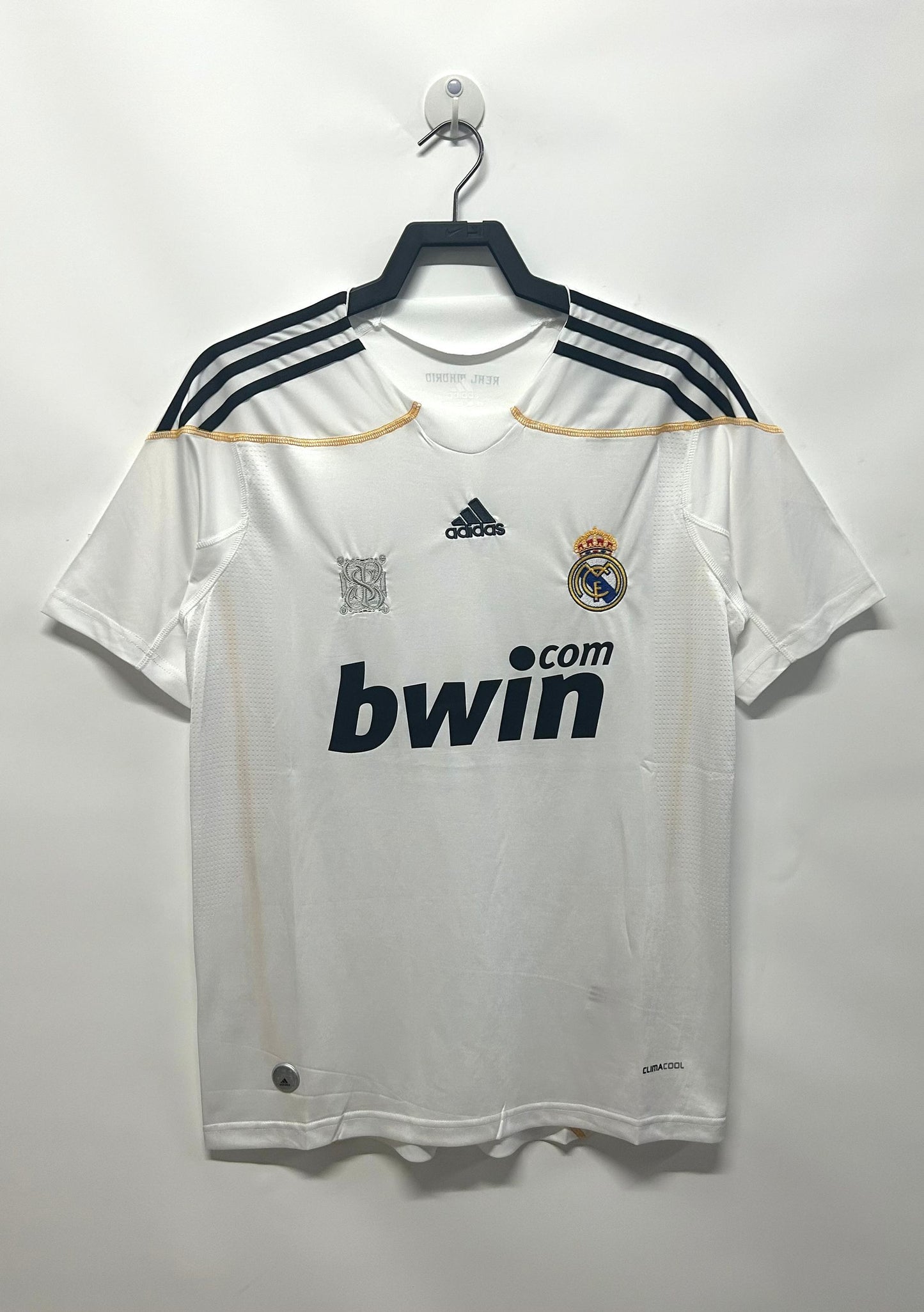 Man's Retro Jersey Real Madrid Team - 2009/2010