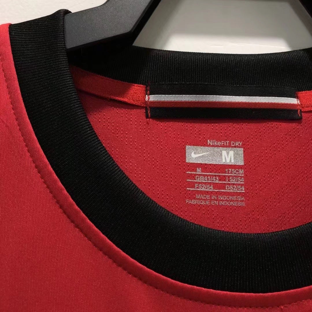 Man's Retro Long Sleeve Manchester United Team Home - 2010