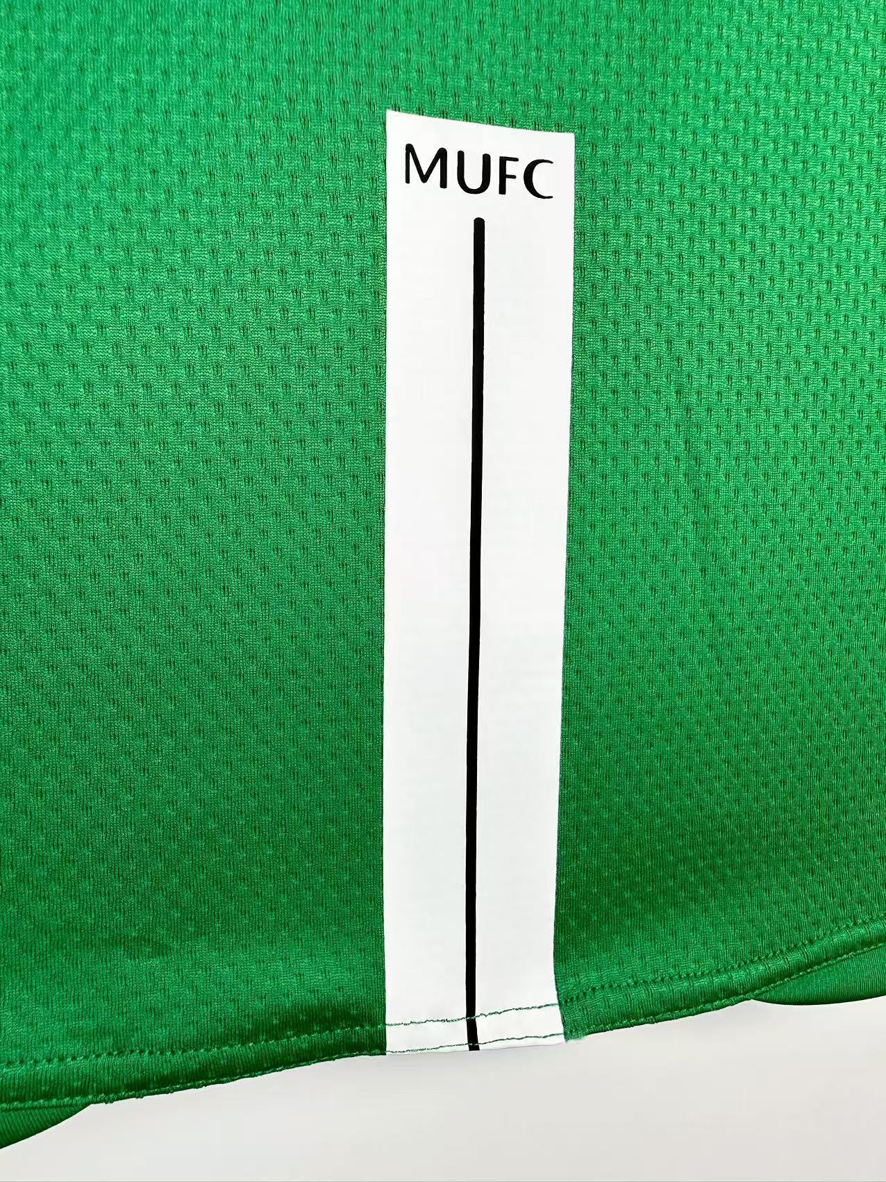 Man's Retro Jersey Manchester United Team Green GK - 2007/08
