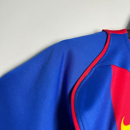 Man's Retro Jersey Barcelona Team Home - 2004/2005