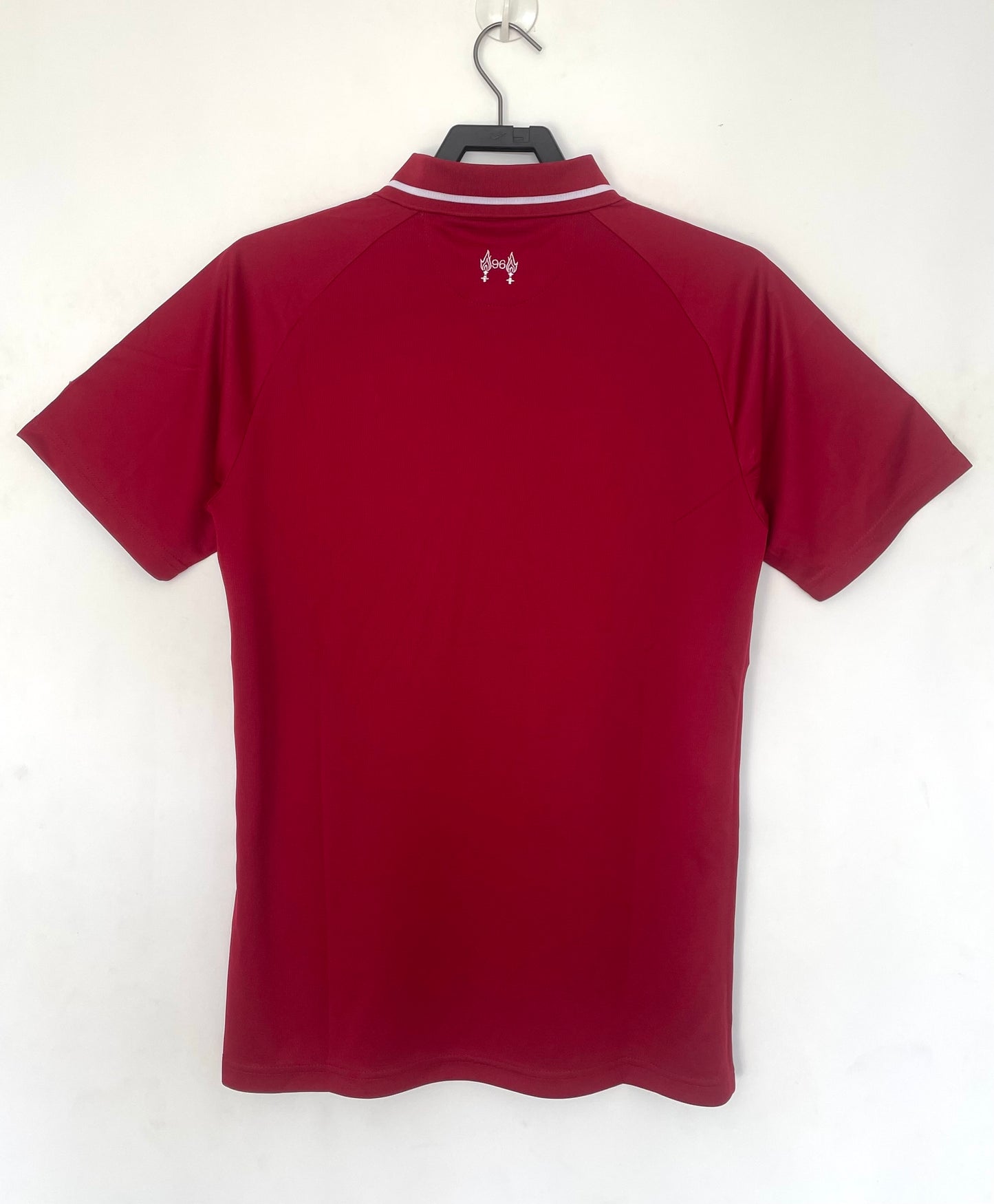 Man's Retro Jersey Liverpool Team Home - 2018/2019