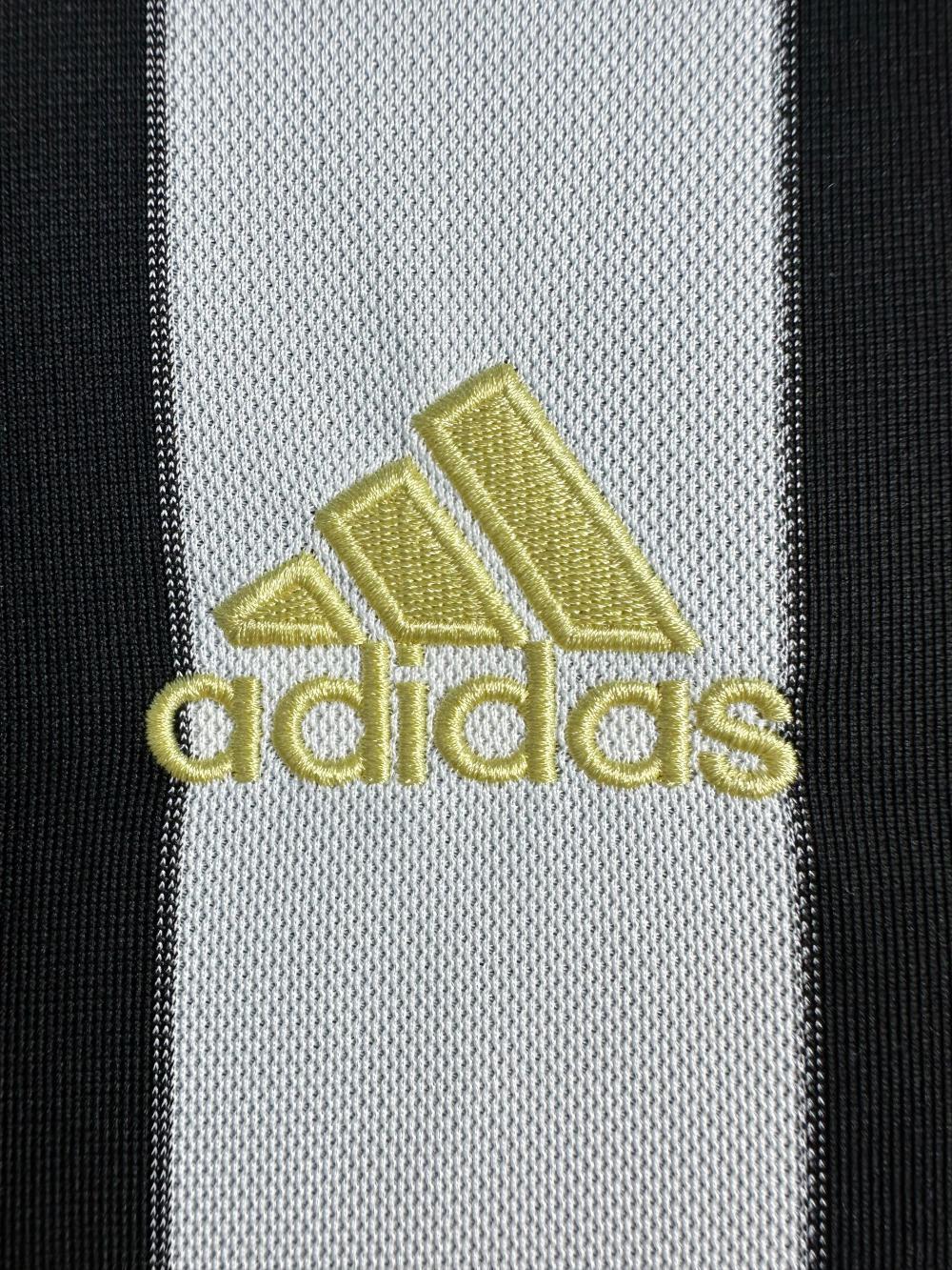 Man's Retro Jersey Juventus Team Home - 2017/18