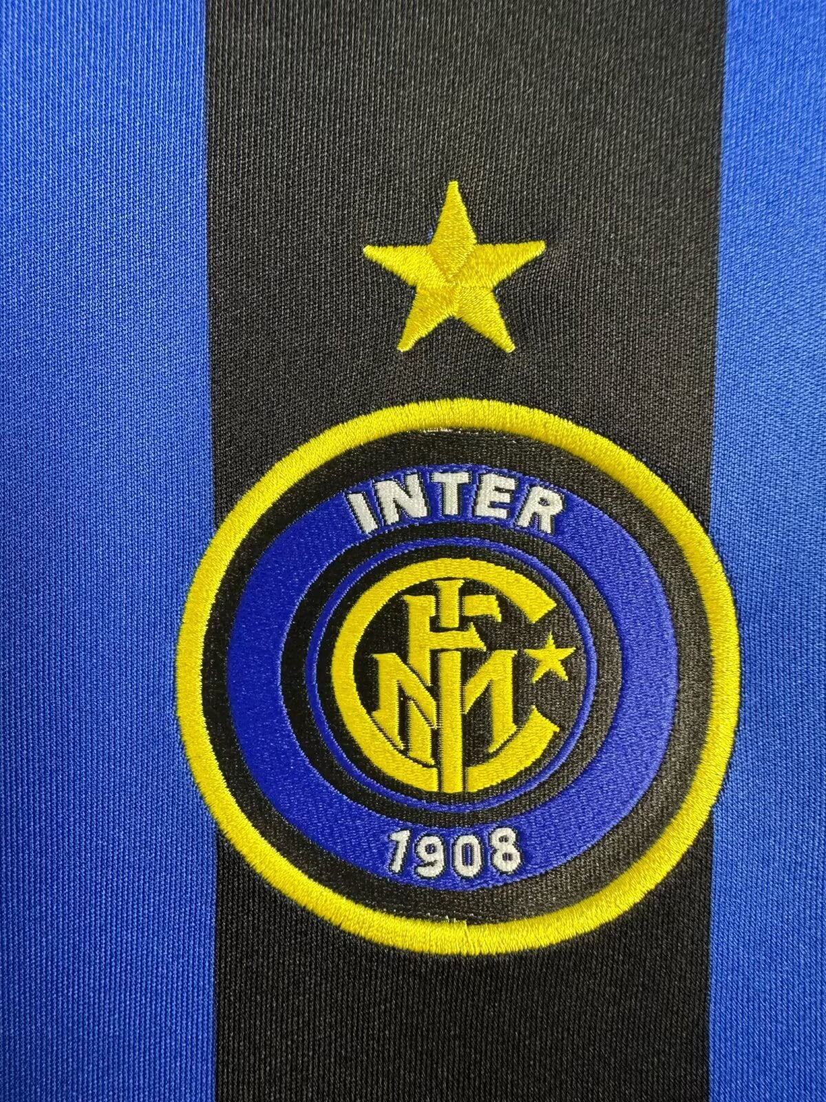 Man's Retro Jersey Internazionale Milano Team Home - 2002/03
