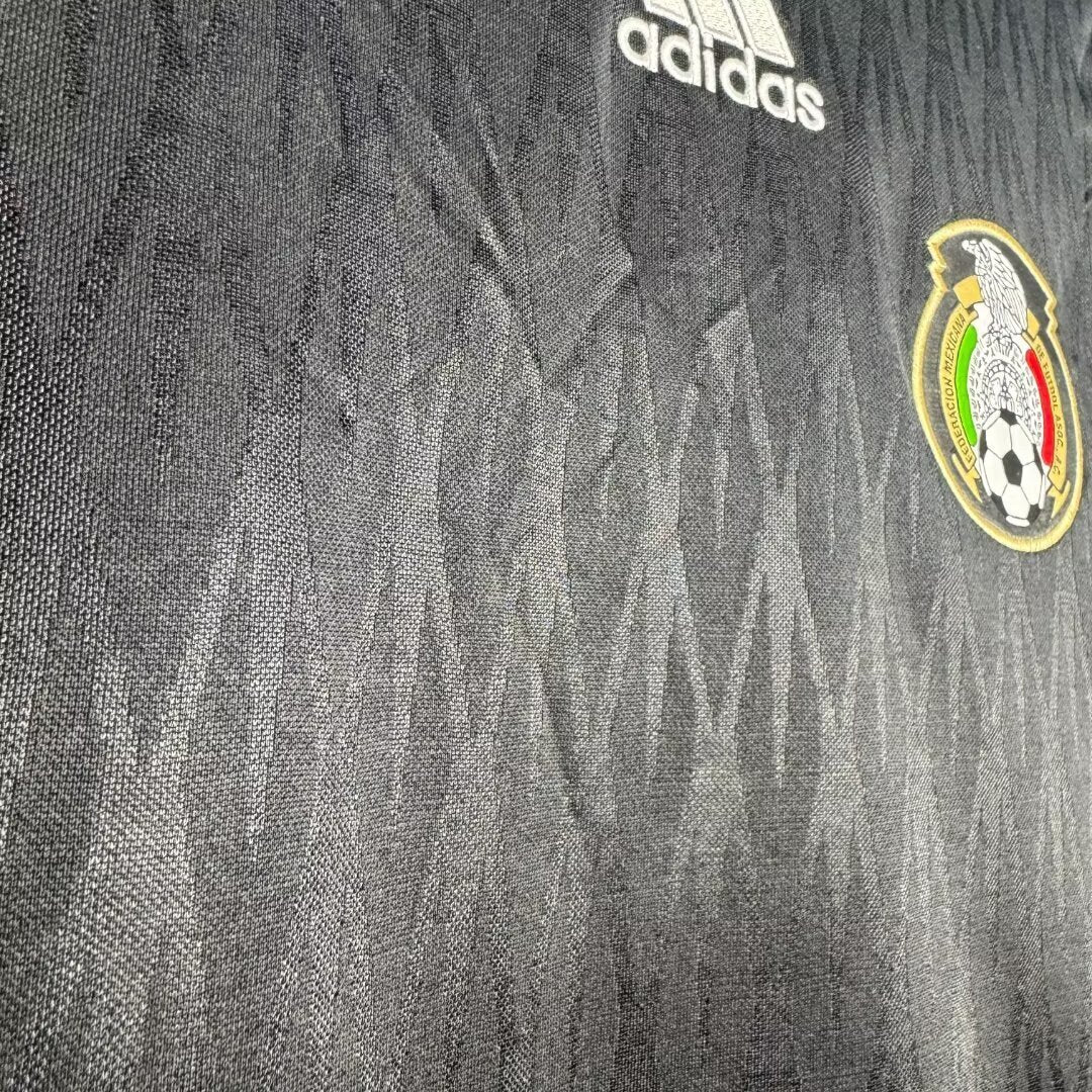 Man's Retro Jersey Mexico National Team Away - 2010