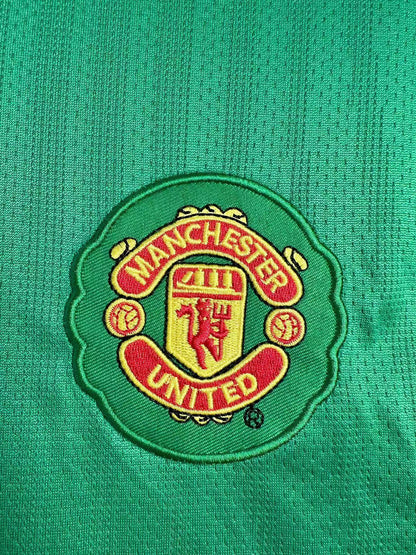 Man's Retro Long Sleeve Manchester United Team Green GK - 2007/08