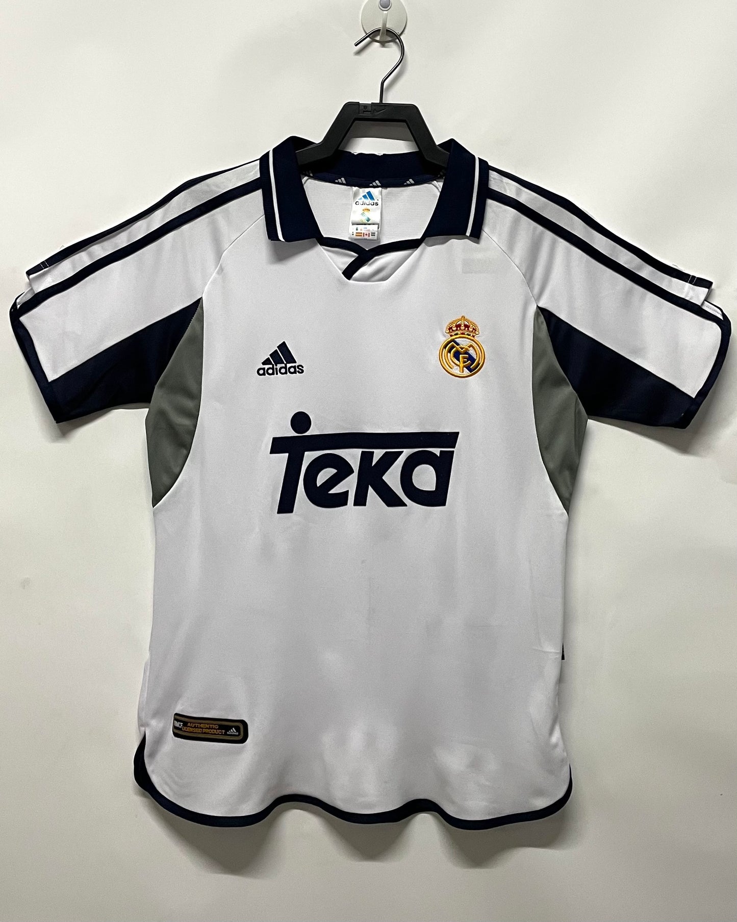Man's Retro Jersey Real Madrid Team - 2000/2001