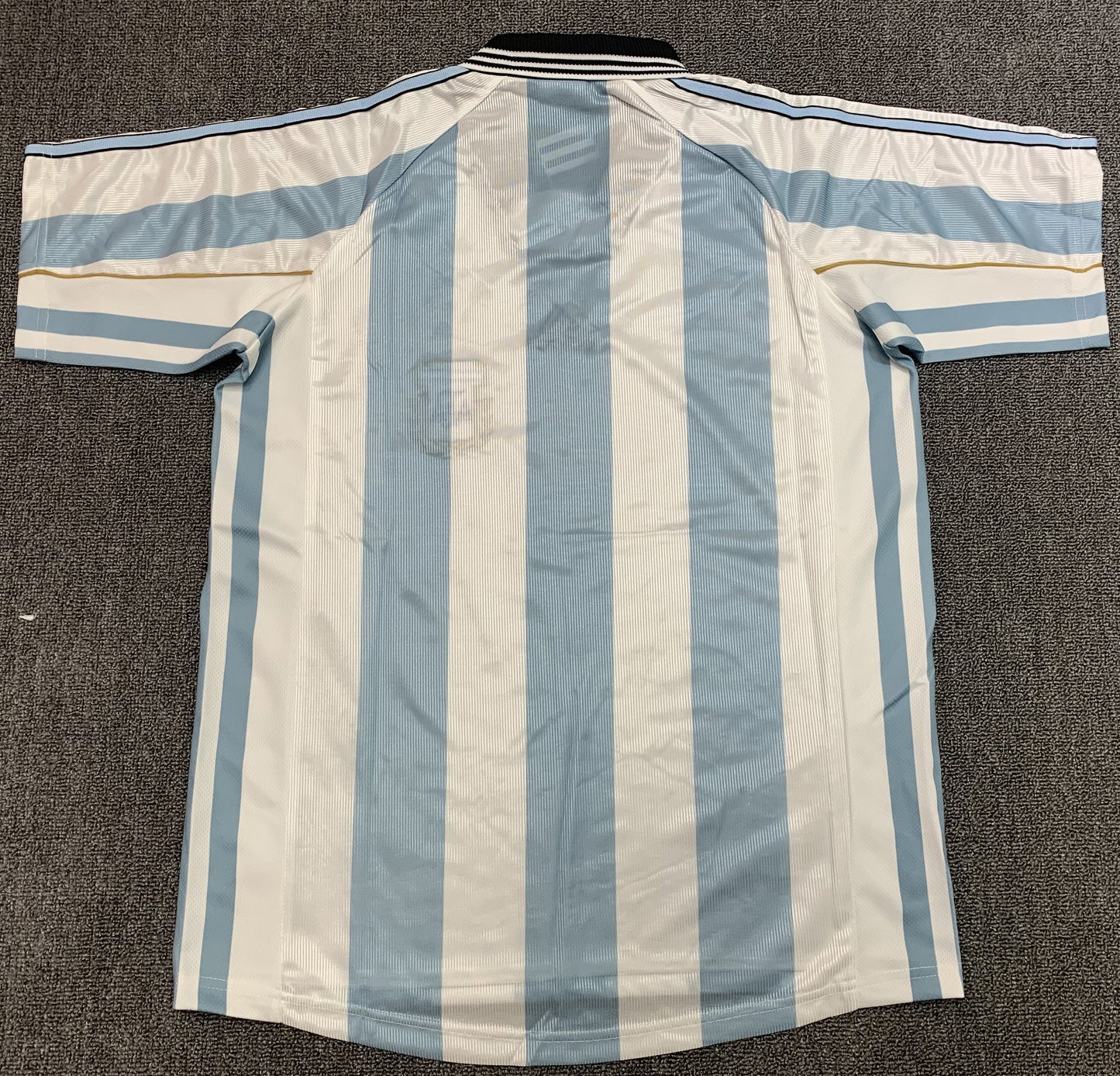Man's Retro Jersey Argentina National Team - 1998