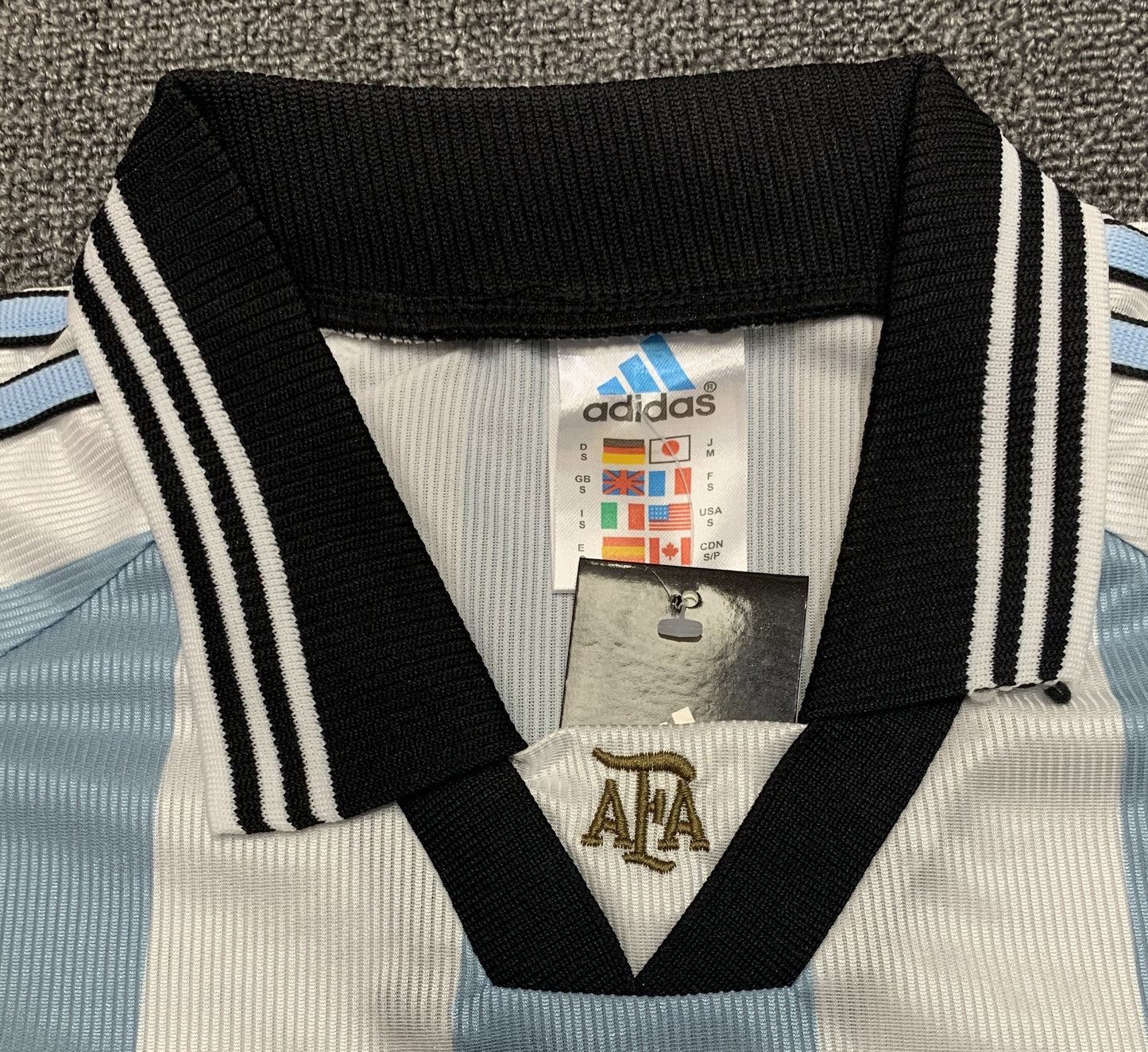 Man's Retro Jersey Argentina National Team - 1998